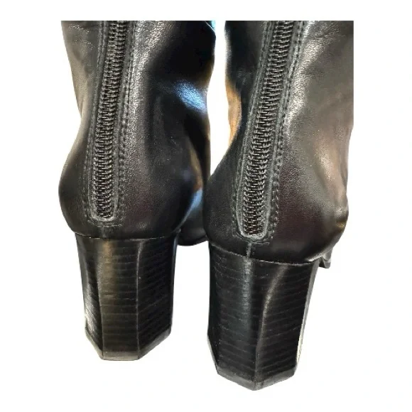 STUART WEITZMAN very soft black leather boots, size 8 - Picture 3 of 12